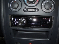   JVC KD-R707EE  Renault Megane 2